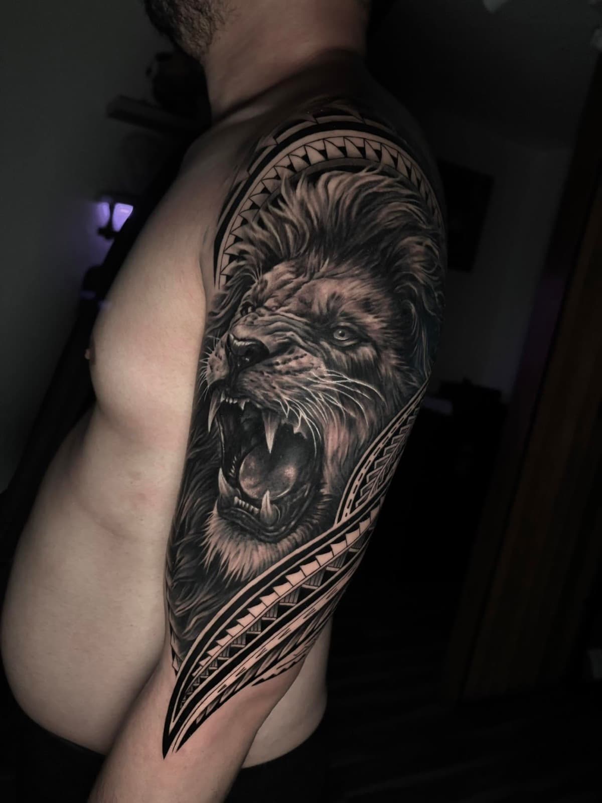 blackwork tattoo piece 29 by park nichole lladoc — gorillaz tattoo art studio philippines
